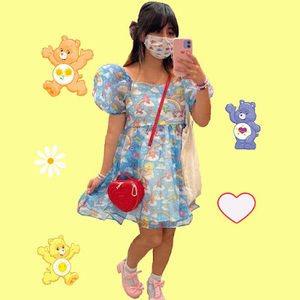 Meet your Posher, Amy areli